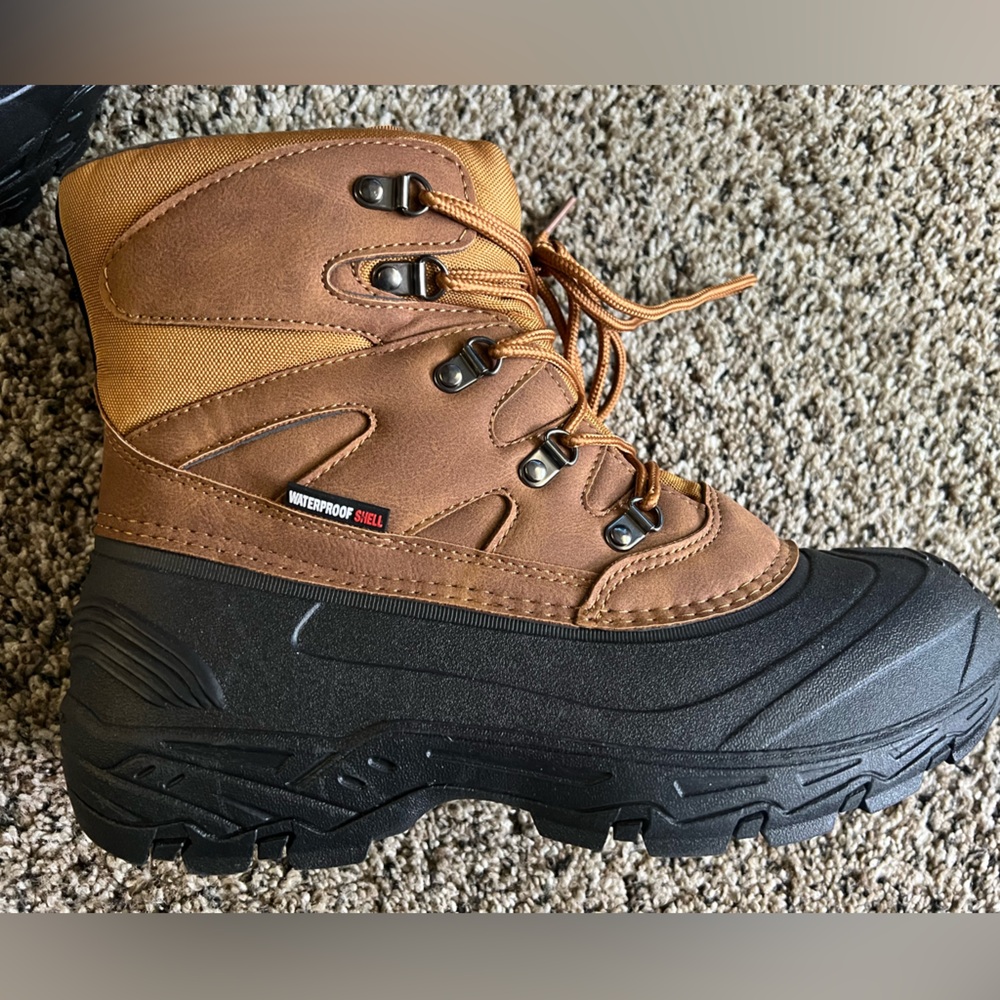Men’s insulated winter boots